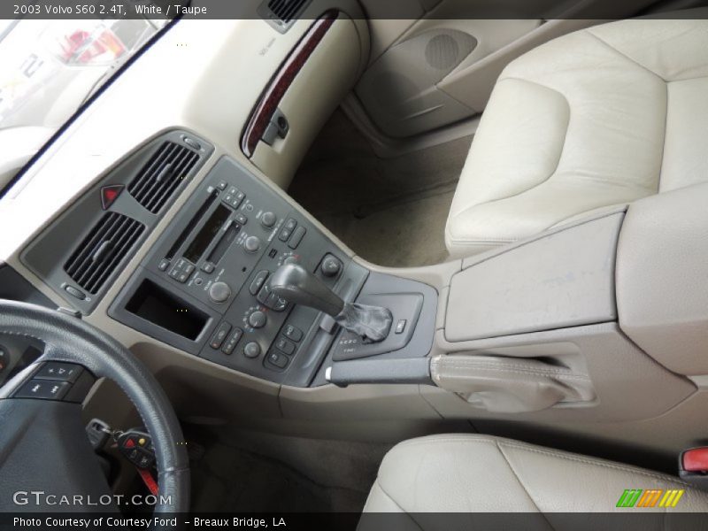White / Taupe 2003 Volvo S60 2.4T