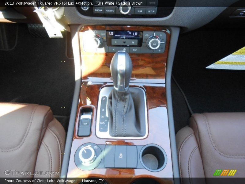 Pure White / Saddle Brown 2013 Volkswagen Touareg VR6 FSI Lux 4XMotion