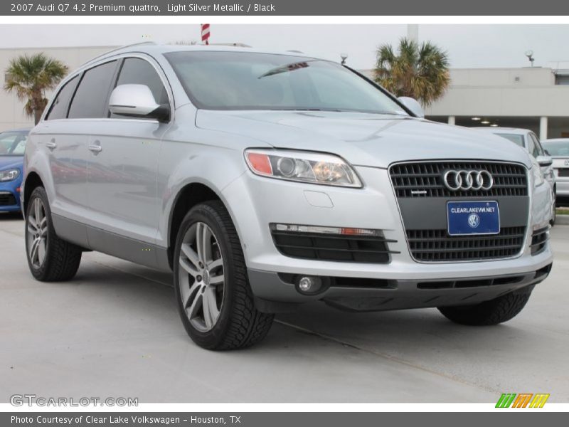 Light Silver Metallic / Black 2007 Audi Q7 4.2 Premium quattro