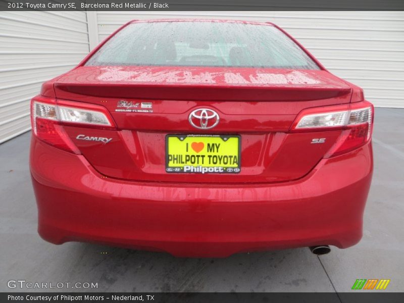 Barcelona Red Metallic / Black 2012 Toyota Camry SE