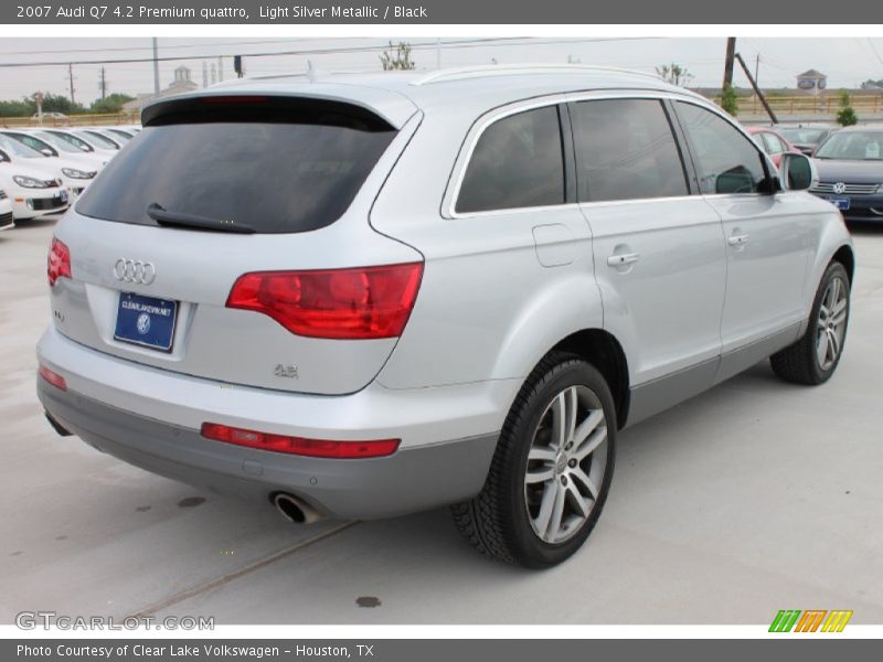 Light Silver Metallic / Black 2007 Audi Q7 4.2 Premium quattro