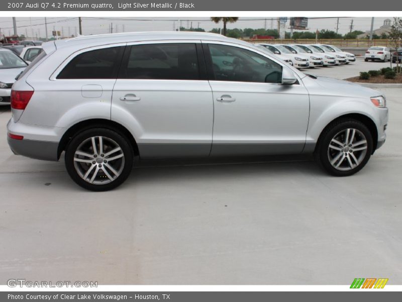 Light Silver Metallic / Black 2007 Audi Q7 4.2 Premium quattro