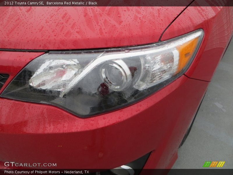 Barcelona Red Metallic / Black 2012 Toyota Camry SE