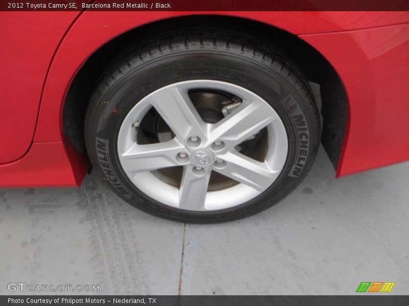 Barcelona Red Metallic / Black 2012 Toyota Camry SE