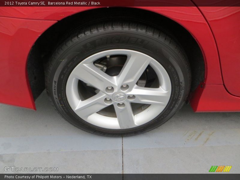 Barcelona Red Metallic / Black 2012 Toyota Camry SE