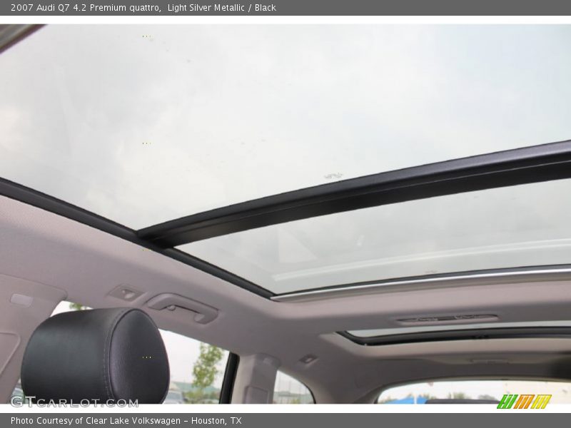 Light Silver Metallic / Black 2007 Audi Q7 4.2 Premium quattro