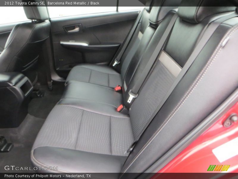 Barcelona Red Metallic / Black 2012 Toyota Camry SE