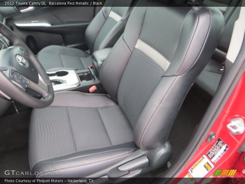 Barcelona Red Metallic / Black 2012 Toyota Camry SE