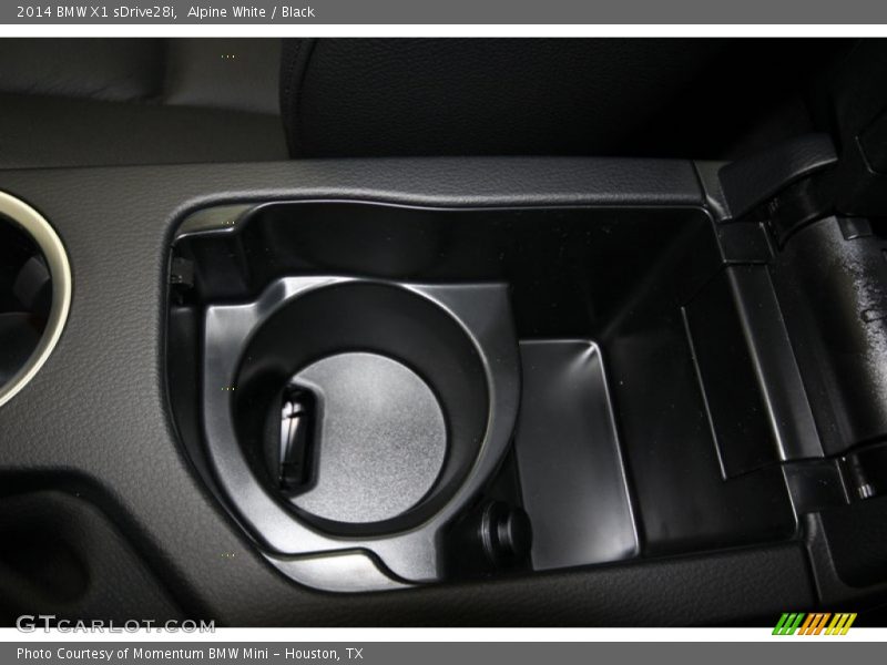 Alpine White / Black 2014 BMW X1 sDrive28i