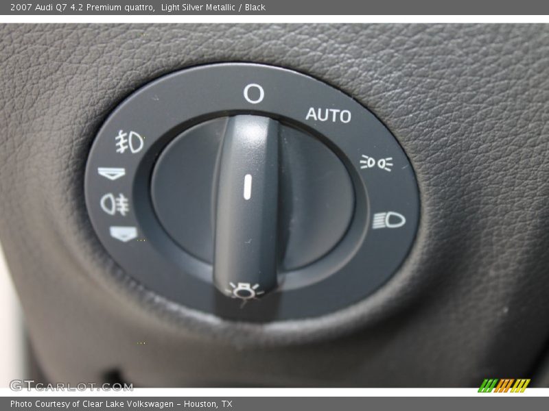 Light Silver Metallic / Black 2007 Audi Q7 4.2 Premium quattro