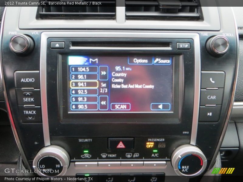 Barcelona Red Metallic / Black 2012 Toyota Camry SE