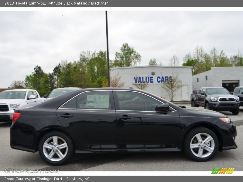 Attitude Black Metallic / Black/Ash 2013 Toyota Camry SE