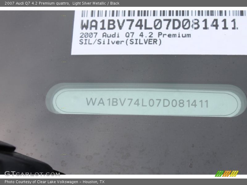 Light Silver Metallic / Black 2007 Audi Q7 4.2 Premium quattro