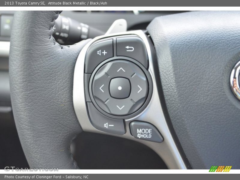 Controls of 2013 Camry SE