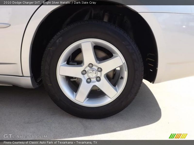 Bright Silver Metallic / Dark Slate Gray 2010 Dodge Charger SXT