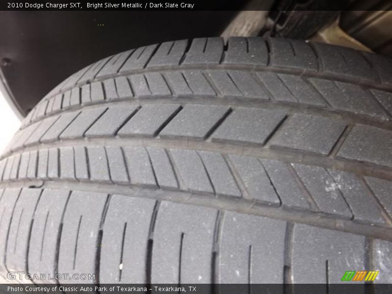 Bright Silver Metallic / Dark Slate Gray 2010 Dodge Charger SXT