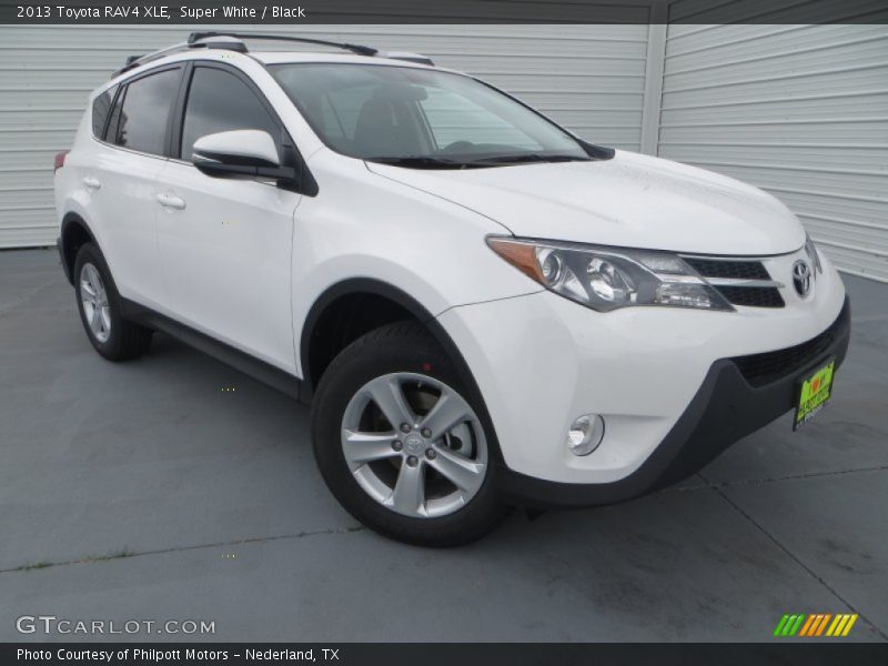 Super White / Black 2013 Toyota RAV4 XLE