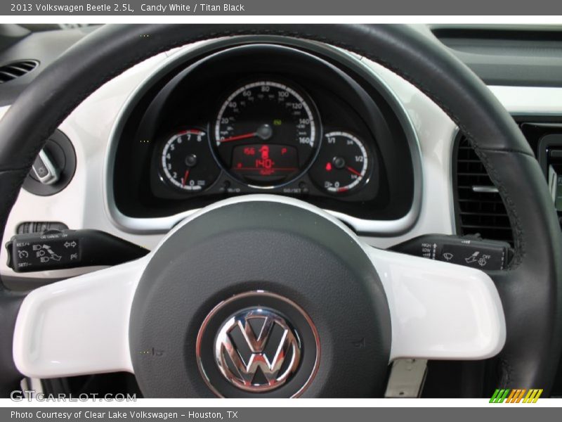 Candy White / Titan Black 2013 Volkswagen Beetle 2.5L