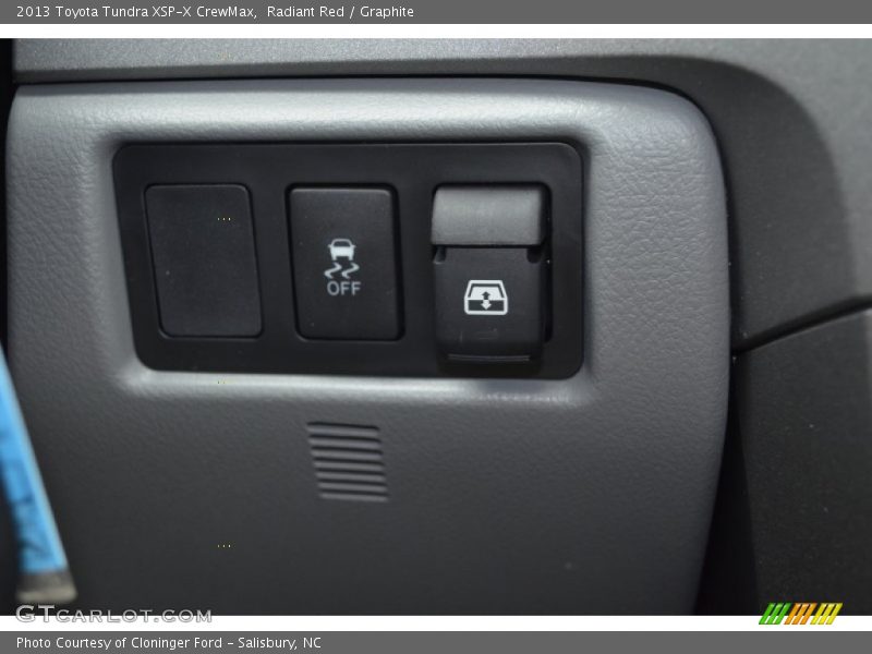Controls of 2013 Tundra XSP-X CrewMax