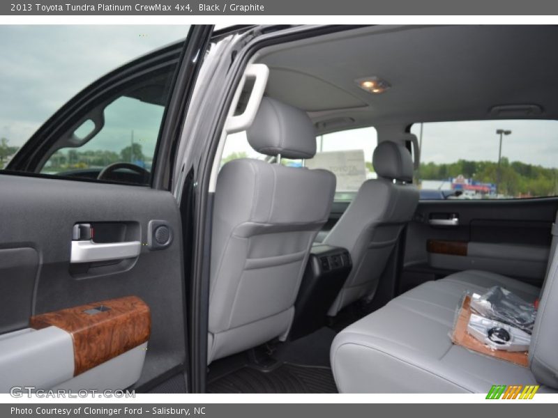 Black / Graphite 2013 Toyota Tundra Platinum CrewMax 4x4