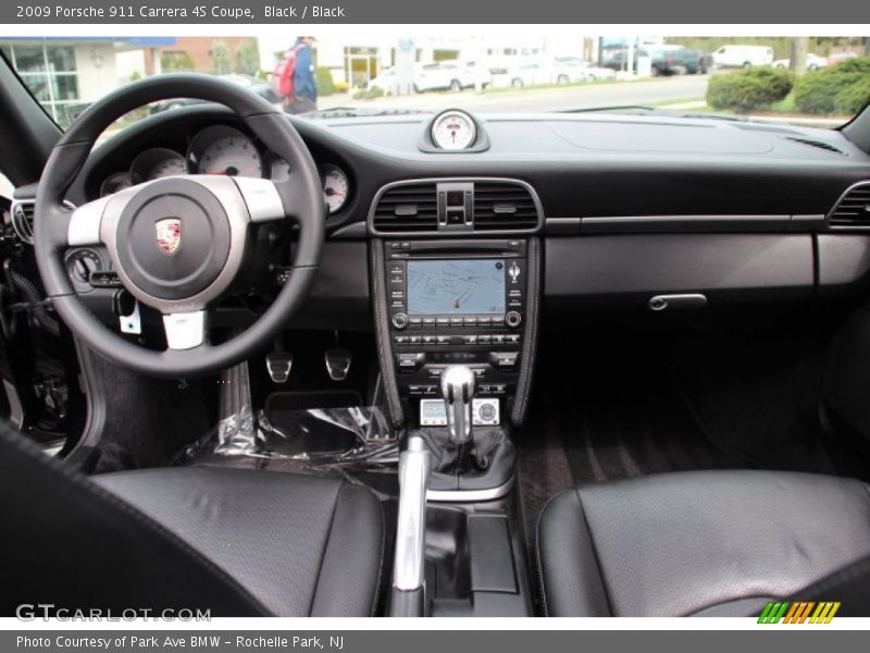 Dashboard of 2009 911 Carrera 4S Coupe
