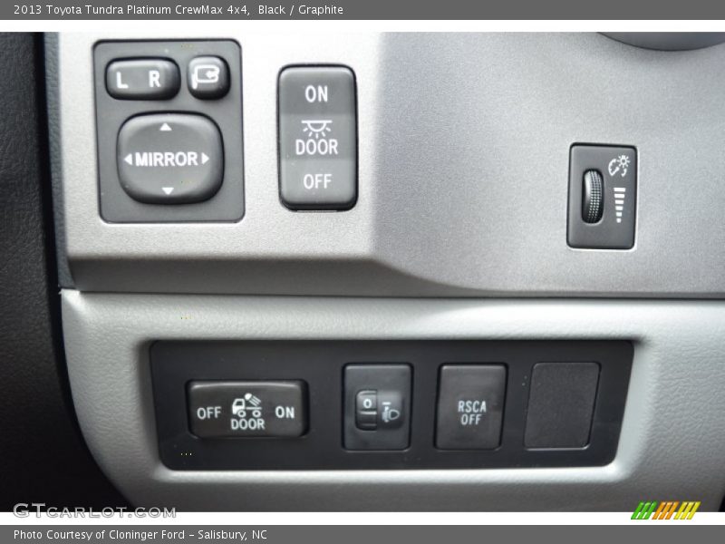 Black / Graphite 2013 Toyota Tundra Platinum CrewMax 4x4