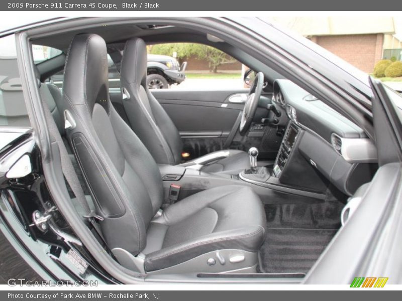 Front Seat of 2009 911 Carrera 4S Coupe