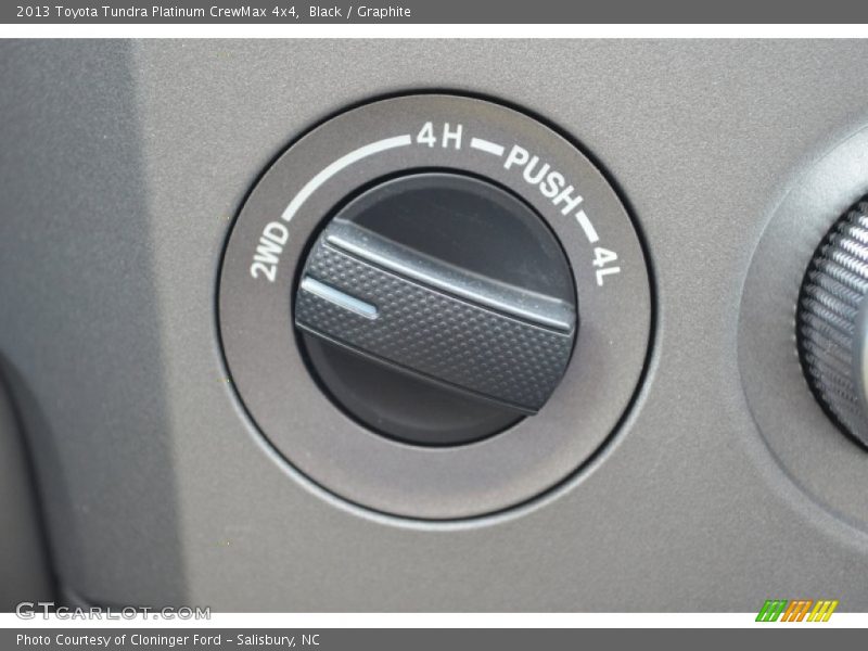 Black / Graphite 2013 Toyota Tundra Platinum CrewMax 4x4