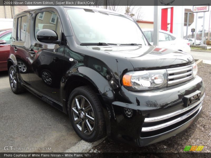 Super Black / Black/Gray 2009 Nissan Cube Krom Edition