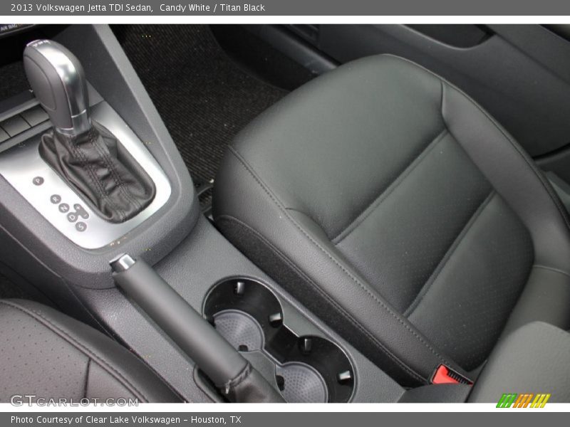 Candy White / Titan Black 2013 Volkswagen Jetta TDI Sedan