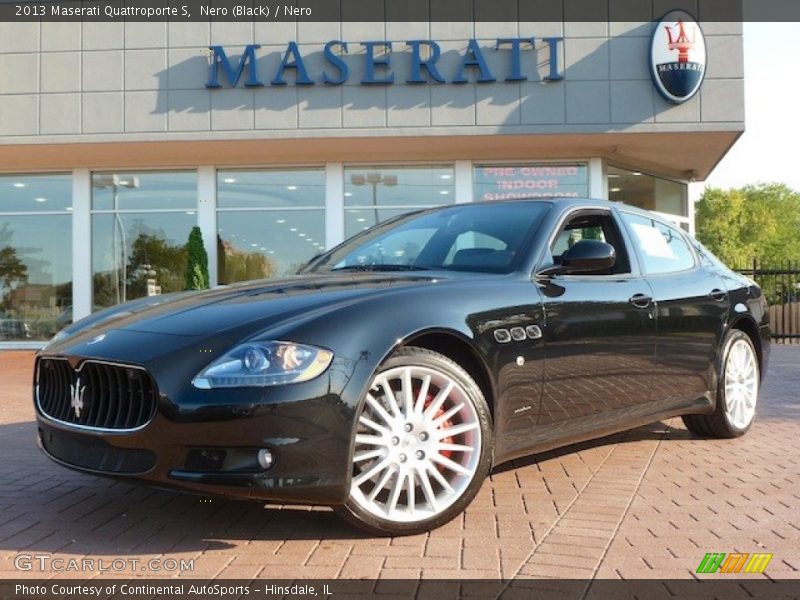 Front 3/4 View of 2013 Quattroporte S