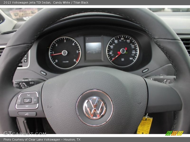 Candy White / Titan Black 2013 Volkswagen Jetta TDI Sedan