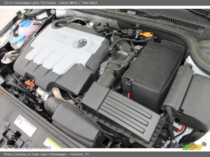 Candy White / Titan Black 2013 Volkswagen Jetta TDI Sedan