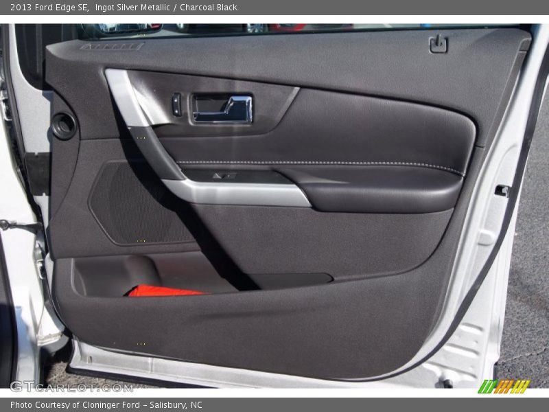 Ingot Silver Metallic / Charcoal Black 2013 Ford Edge SE
