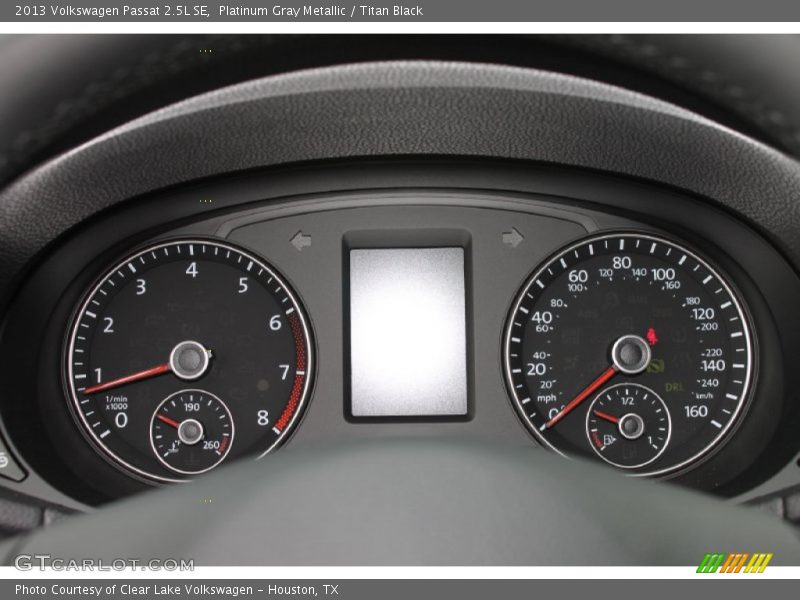 Platinum Gray Metallic / Titan Black 2013 Volkswagen Passat 2.5L SE