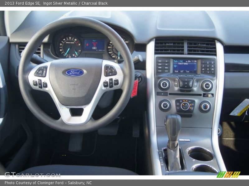 Ingot Silver Metallic / Charcoal Black 2013 Ford Edge SE