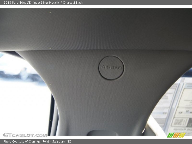 Ingot Silver Metallic / Charcoal Black 2013 Ford Edge SE