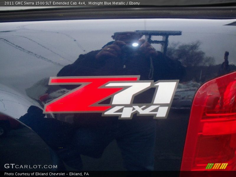 Midnight Blue Metallic / Ebony 2011 GMC Sierra 1500 SLT Extended Cab 4x4