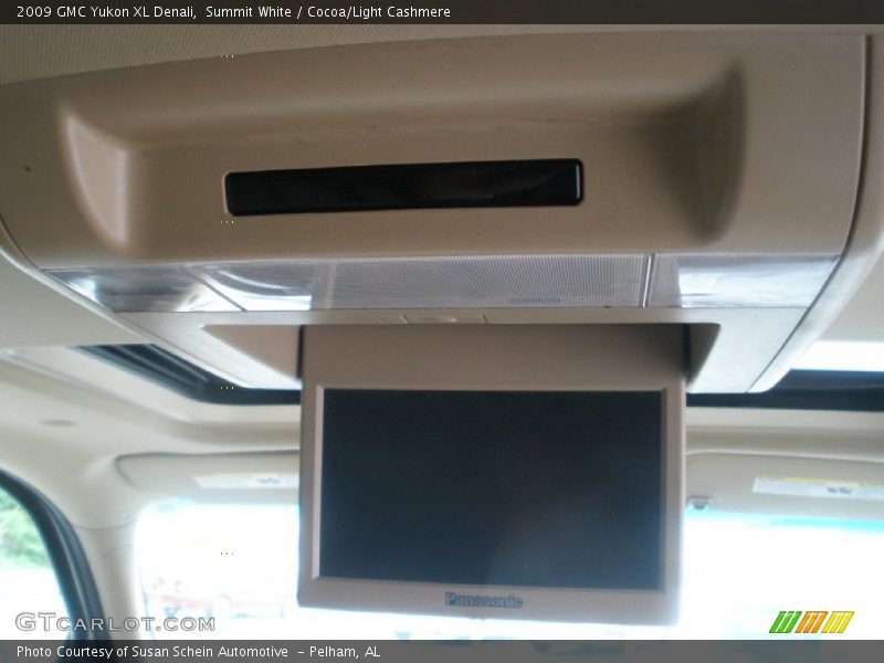 Summit White / Cocoa/Light Cashmere 2009 GMC Yukon XL Denali