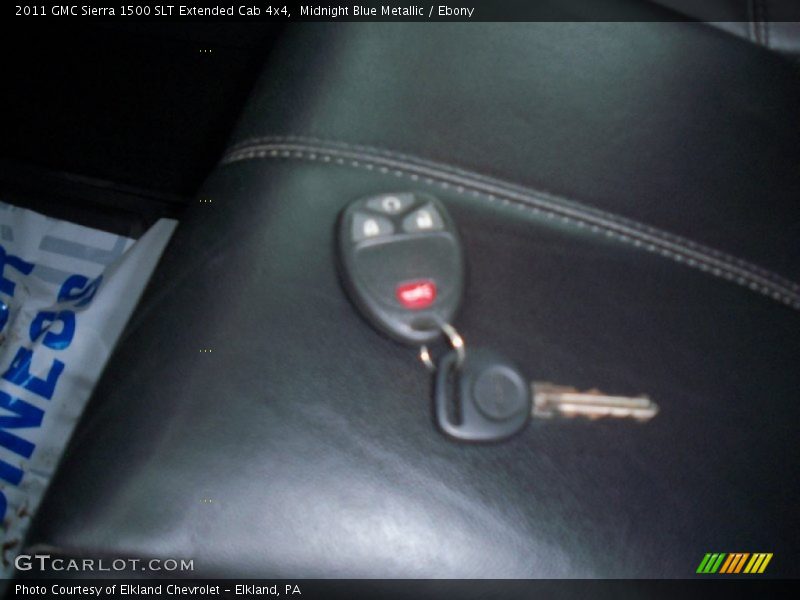 Midnight Blue Metallic / Ebony 2011 GMC Sierra 1500 SLT Extended Cab 4x4