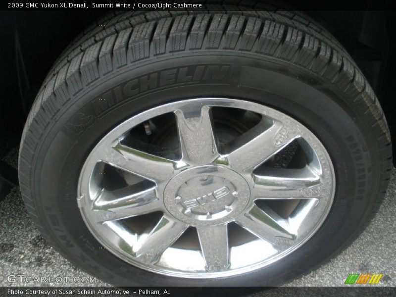 Summit White / Cocoa/Light Cashmere 2009 GMC Yukon XL Denali