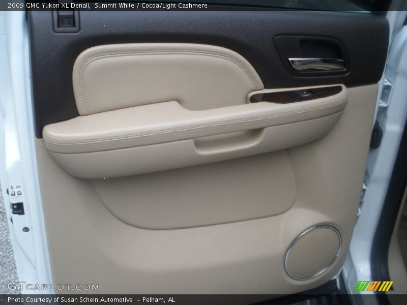 Summit White / Cocoa/Light Cashmere 2009 GMC Yukon XL Denali