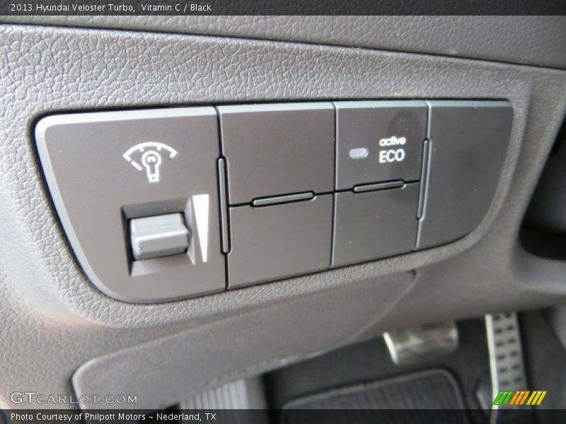 Controls of 2013 Veloster Turbo