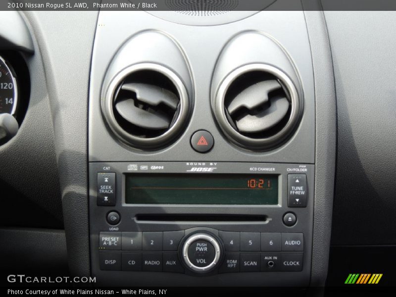 Phantom White / Black 2010 Nissan Rogue SL AWD