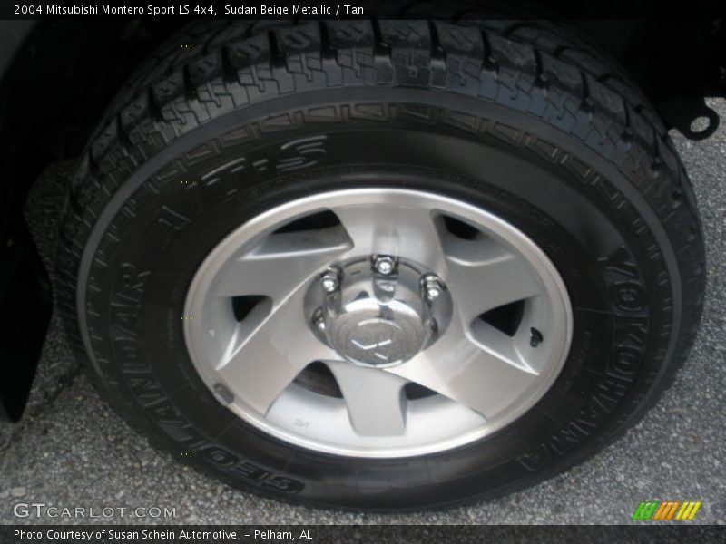 Sudan Beige Metallic / Tan 2004 Mitsubishi Montero Sport LS 4x4