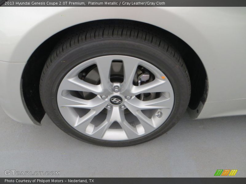 Platinum Metallic / Gray Leather/Gray Cloth 2013 Hyundai Genesis Coupe 2.0T Premium