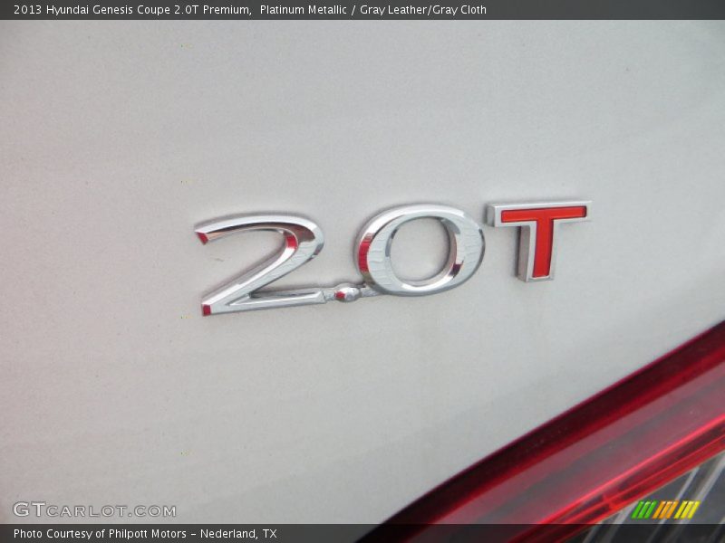 Platinum Metallic / Gray Leather/Gray Cloth 2013 Hyundai Genesis Coupe 2.0T Premium