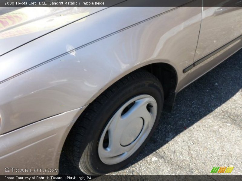 Sandrift Metallic / Pebble Beige 2000 Toyota Corolla CE