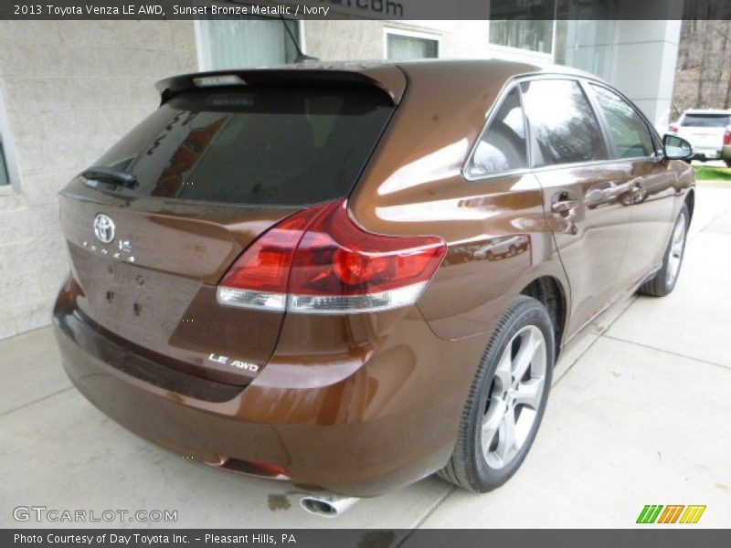 Sunset Bronze Metallic / Ivory 2013 Toyota Venza LE AWD