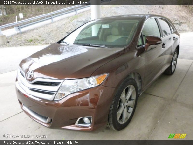 Sunset Bronze Metallic / Ivory 2013 Toyota Venza LE AWD